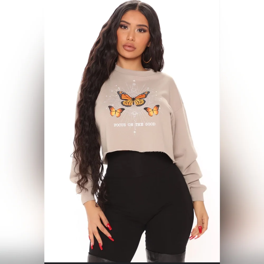 Fashion Nova Raw Hem Cropped Sweatshirt Butterfly 🦋 Design Taupe Small - Picture 5 of 5